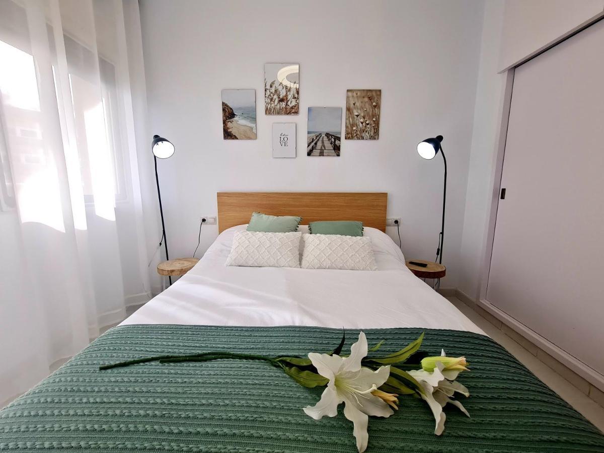 Precioso Apartamento Con Piscinas Y Vistas Al Mar. Benalmádena Dış mekan fotoğraf