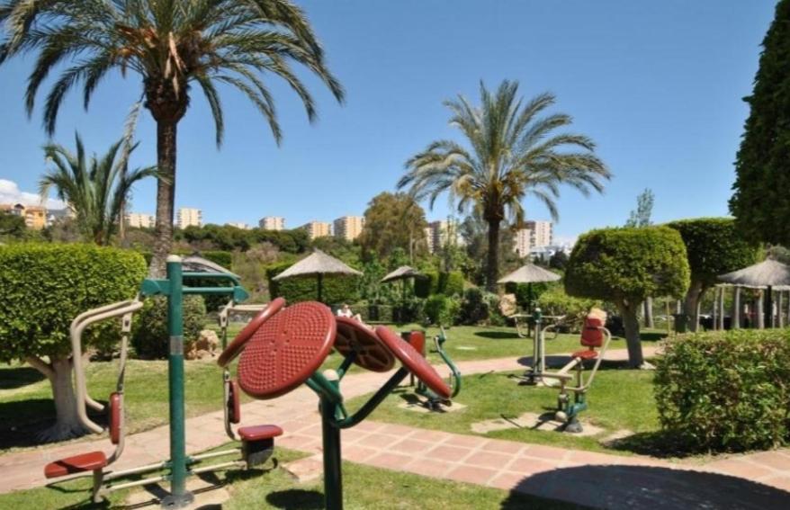 Precioso Apartamento Con Piscinas Y Vistas Al Mar. Benalmádena Dış mekan fotoğraf