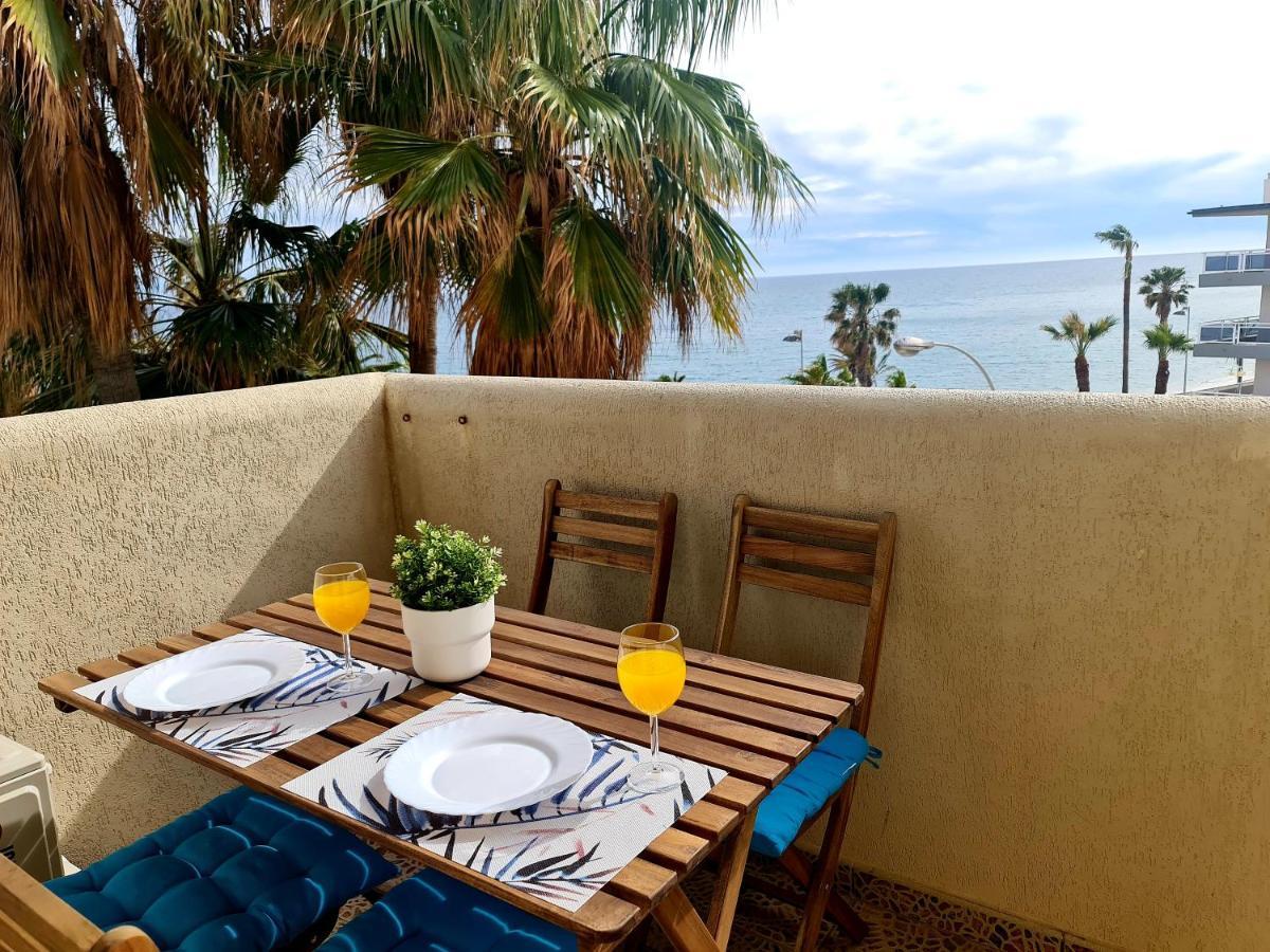 Precioso Apartamento Con Piscinas Y Vistas Al Mar. Benalmádena Dış mekan fotoğraf
