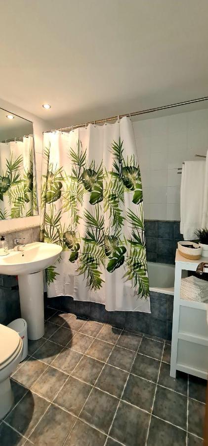 Precioso Apartamento Con Piscinas Y Vistas Al Mar. Benalmádena Dış mekan fotoğraf