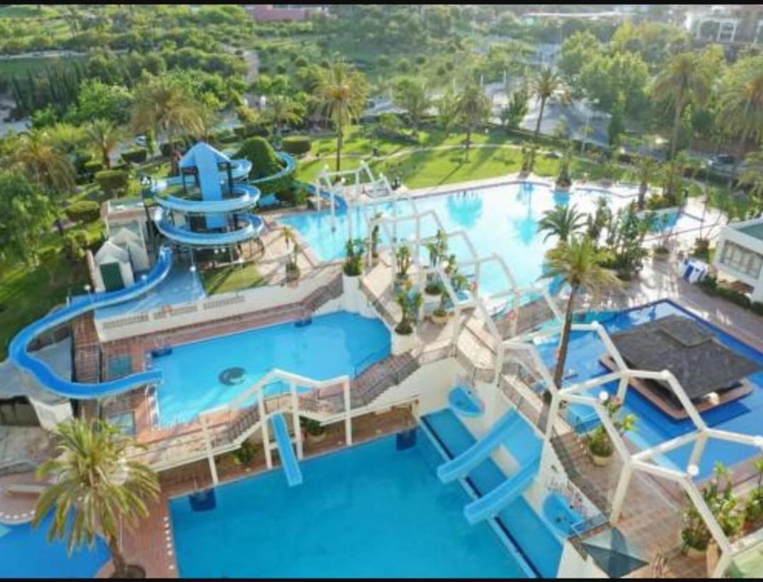 Precioso Apartamento Con Piscinas Y Vistas Al Mar. Benalmádena Dış mekan fotoğraf