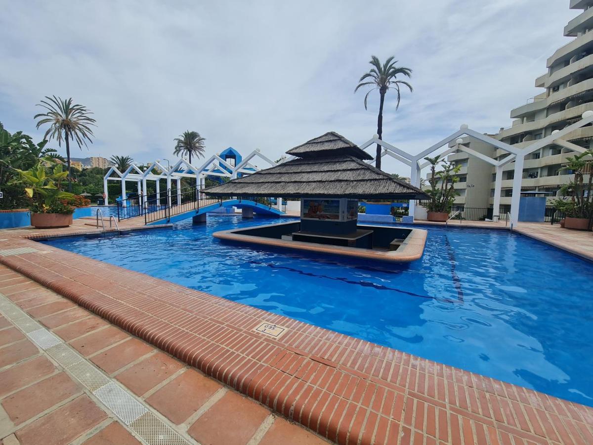 Precioso Apartamento Con Piscinas Y Vistas Al Mar. Benalmádena Dış mekan fotoğraf