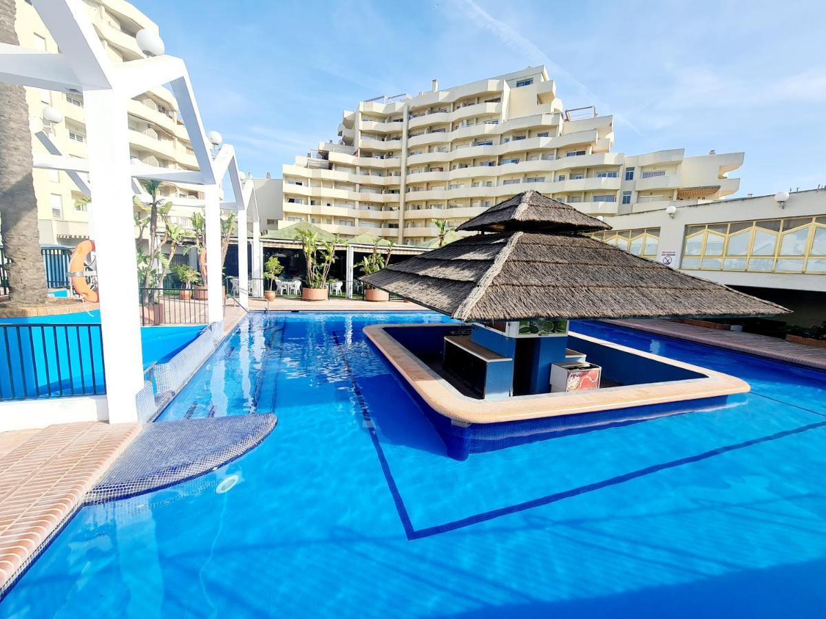 Precioso Apartamento Con Piscinas Y Vistas Al Mar. Benalmádena Dış mekan fotoğraf
